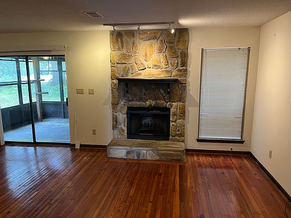 2nd image of 9956 Fairway Villas Ln