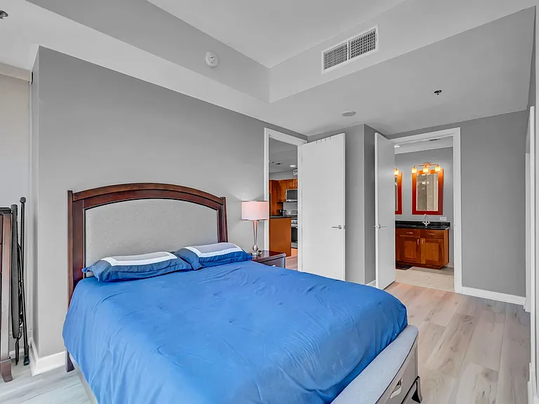 4525 Dean Martin Dr #1101 — Photo 15
