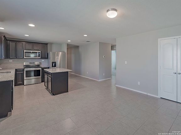 5th image of 9766 HARBOR MIST LN