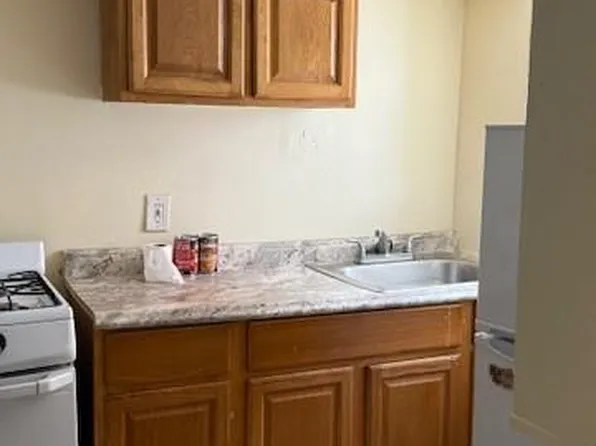 (undisclosed Address), Bronx, NY 10466