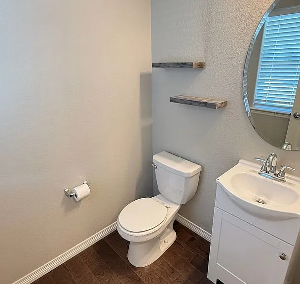 10934 Rowley Dr — Photo 8