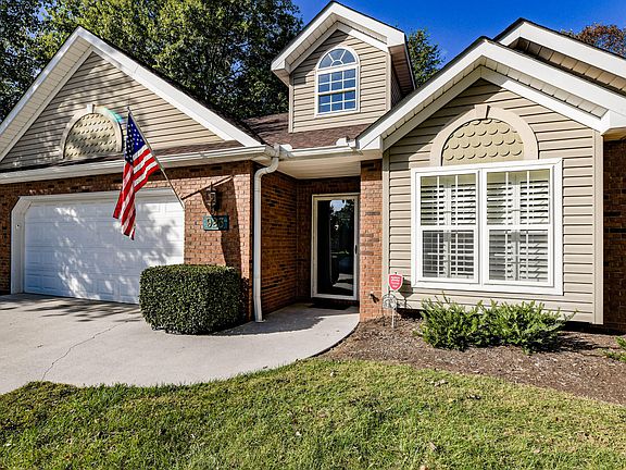 2nd image of 923 Millington Park Way