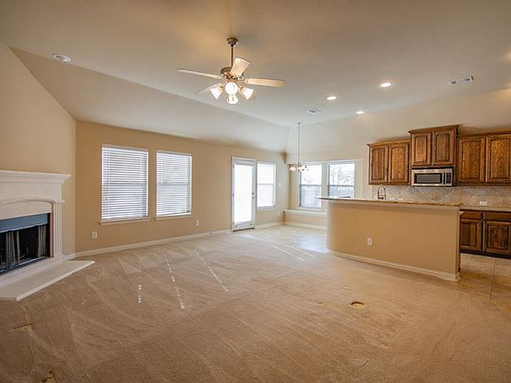 3rd image of 3006 Aurora Mist Dr