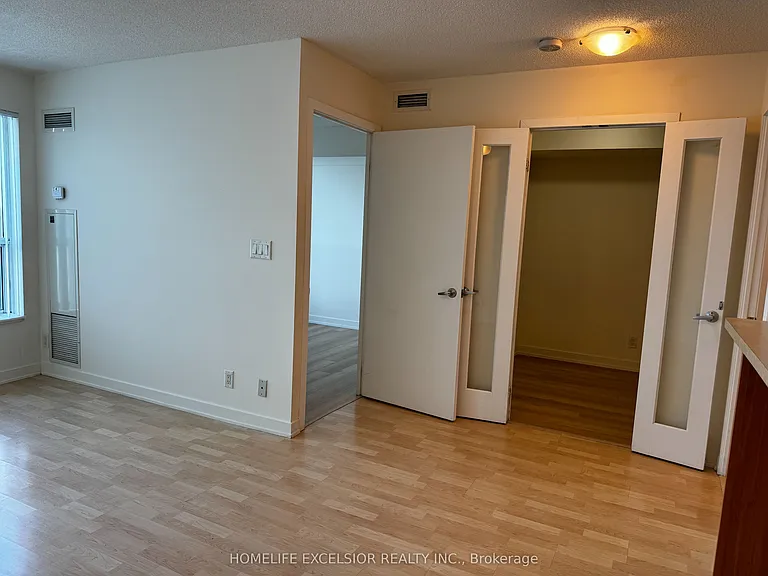 36 Lee Centre Dr #1515 — Photo 14