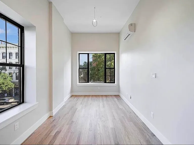 441 Myrtle Ave #2A — Photo 8