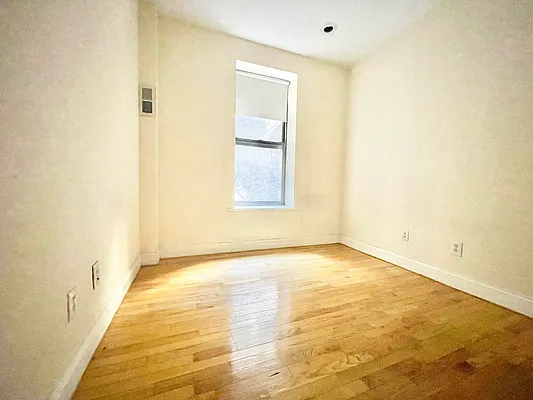 Rented by City Connections Realty | media 20