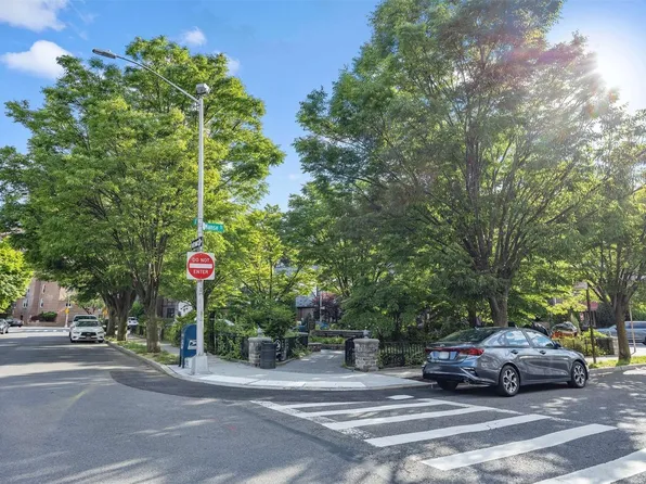 68-20 Selfridge Street image 4 of 23