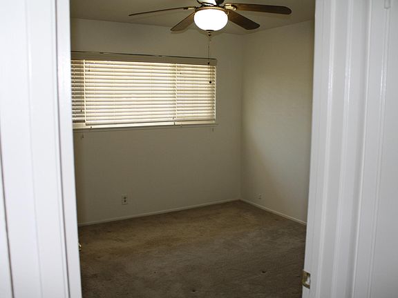 5th image of 1329 Joplin Dr Unit 1