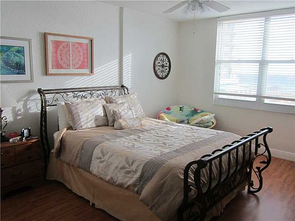 3rd image of 2501 S Ocean Dr APT 322