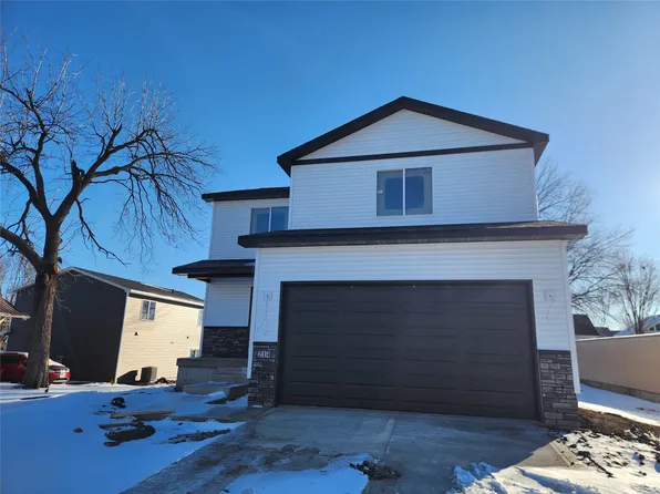 214 E 4th St N, Newton, IA 50208