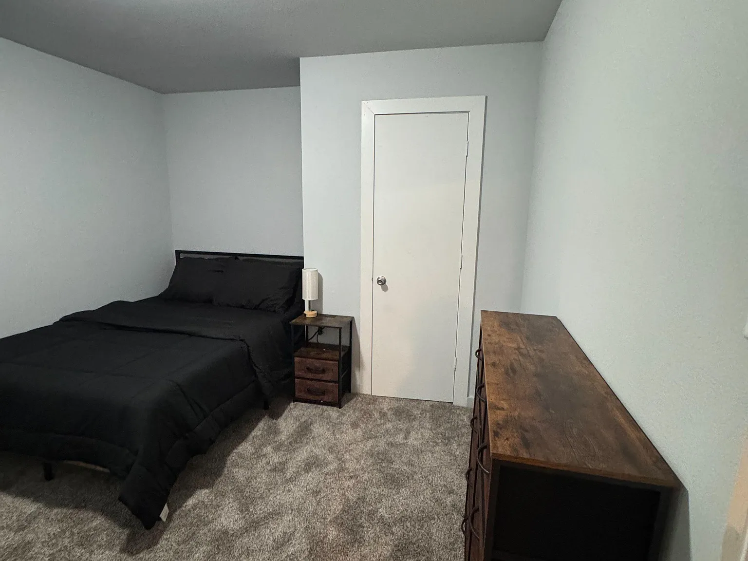 4 bed, 4.0 bath, 2312 sqft, $797 — Photo 2