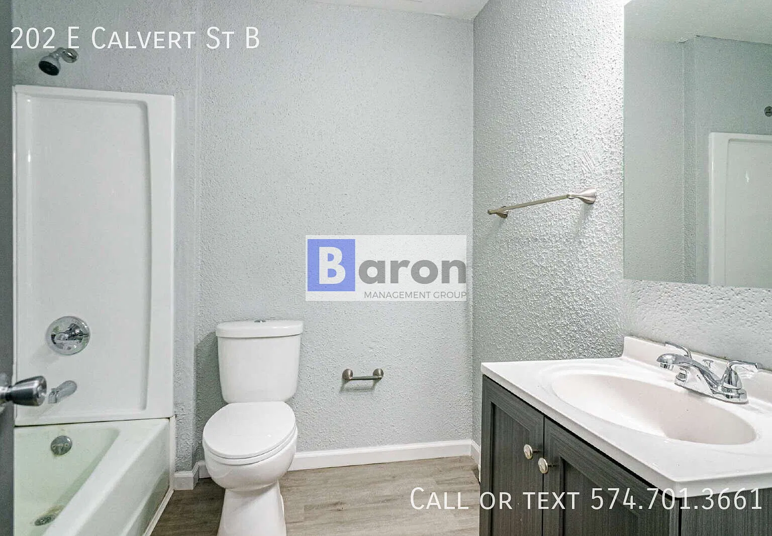 Newly Renovated 2-Bedroom Apartment — Photo 4