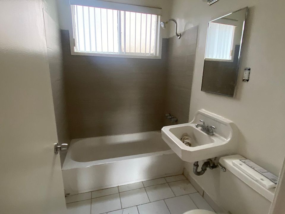 1st image of 325 Burchett St APT B