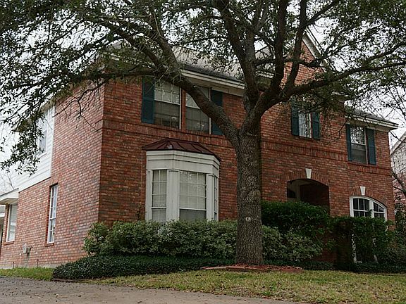 4th image of 4810 Plantation Colony Dr