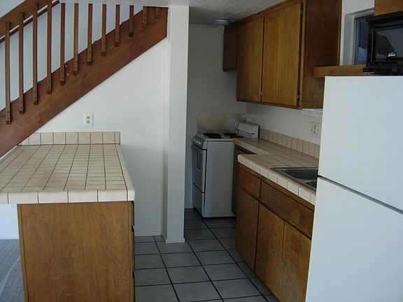 5th image of 816.5 Delaware St #2