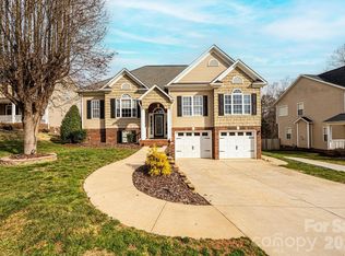 4874 Sage Meadows Cir, Hickory, NC 28601