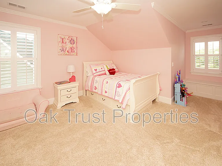 125 Brogun Ln — Photo 22