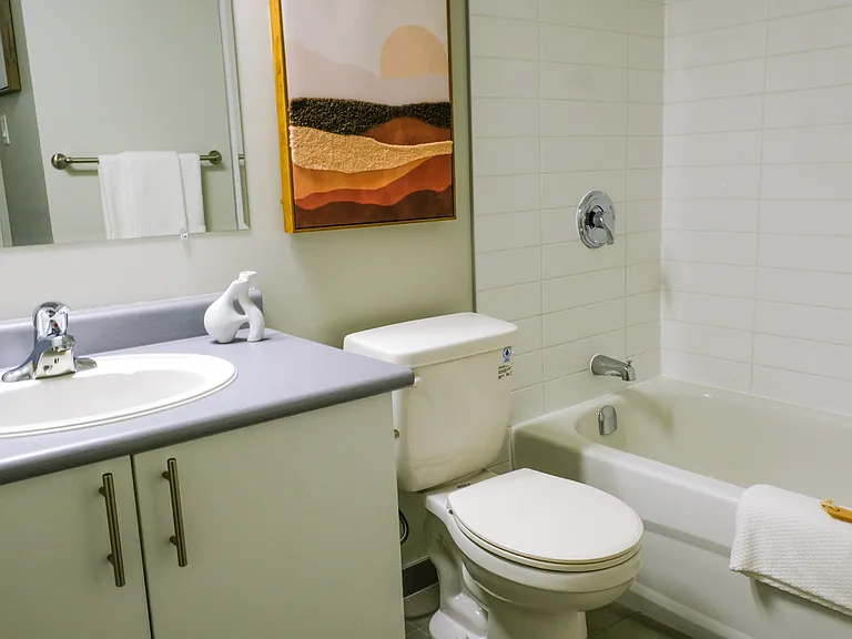 525 Saint Mary Ave — Photo 12