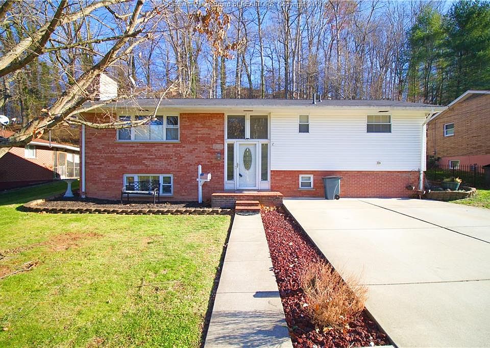 1st image of 1206 Village Dr