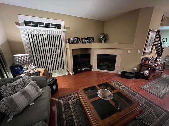 4th image of 16119 Ontario St #0
