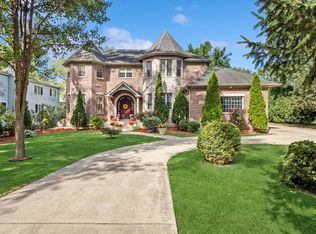 450 S Warren Ave, Palatine, IL 60067