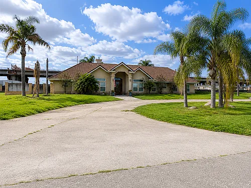 9850 Edna Way Photo 1