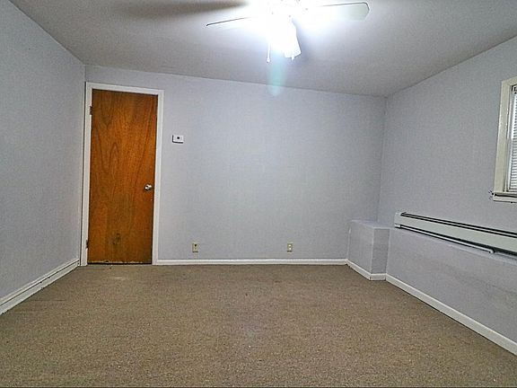 5th image of 104 Waring Pl #1