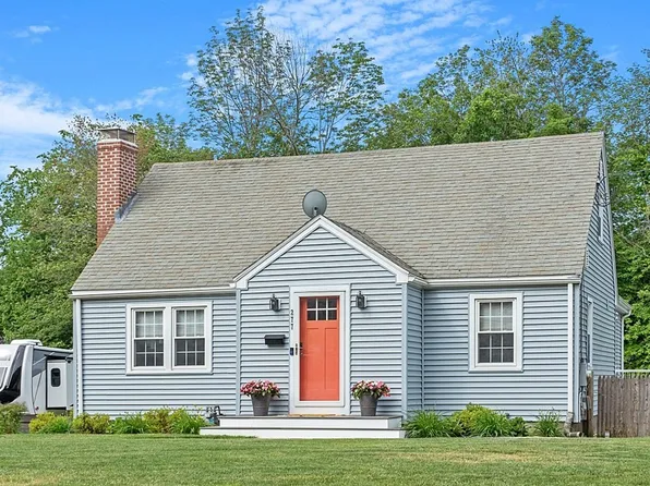 277 Holden St, Holden, MA 01520