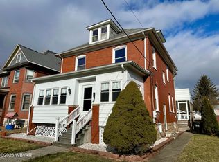 332 Washington Ave, Jersey Shore, PA 17740