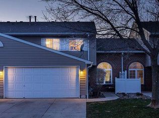 1012 Larkspur Ln, Waconia, MN 55387