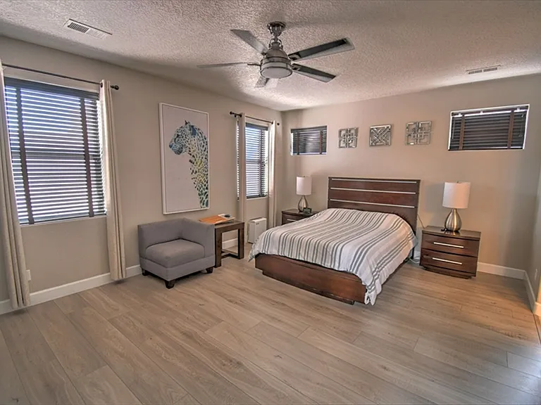 2815 Abeto Ln SE — Photo 12