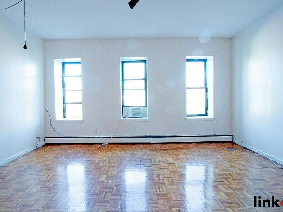 1st image of 2150 5th Ave APT 4