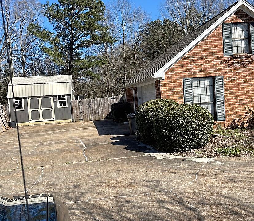 428 Main St, Weir, MS 39772 Zillow