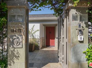 13477 Contour Dr, Sherman Oaks, CA 91423