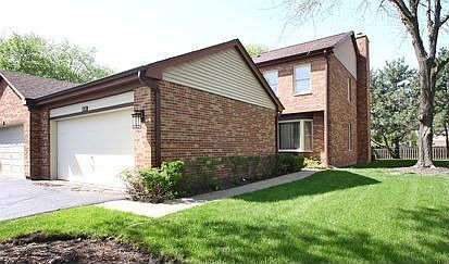 1st image of 1630 N Windsor Dr