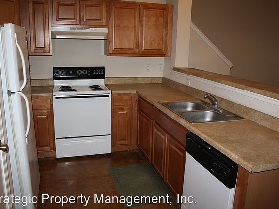 5th image of 7815 Kingsbury Wood Unit 3