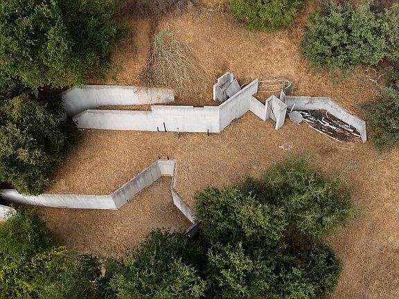 2nd image of 3577 Shaw Ranch Rd