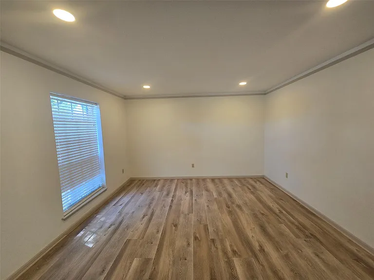 306 Houghton Rd — Photo 30