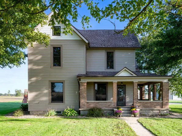 2074 E 900 N, Rushville, IN 46173