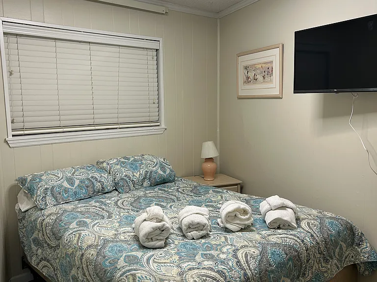 23 S Forest Beach Dr #111 — Photo 6