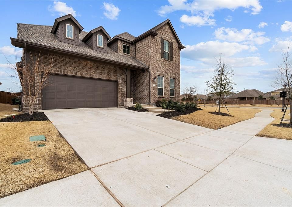 1st image of 616 Barnstorm Dr