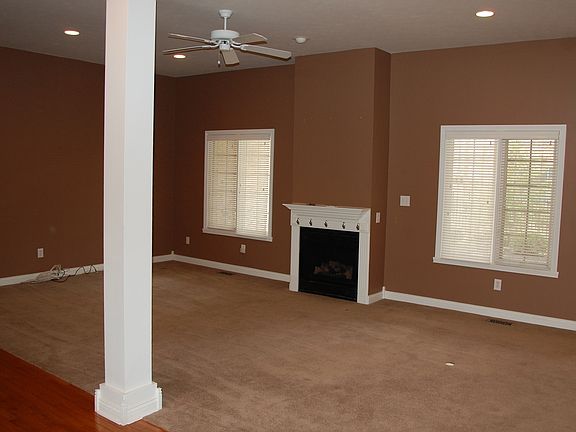 Great Room w Gas Insert