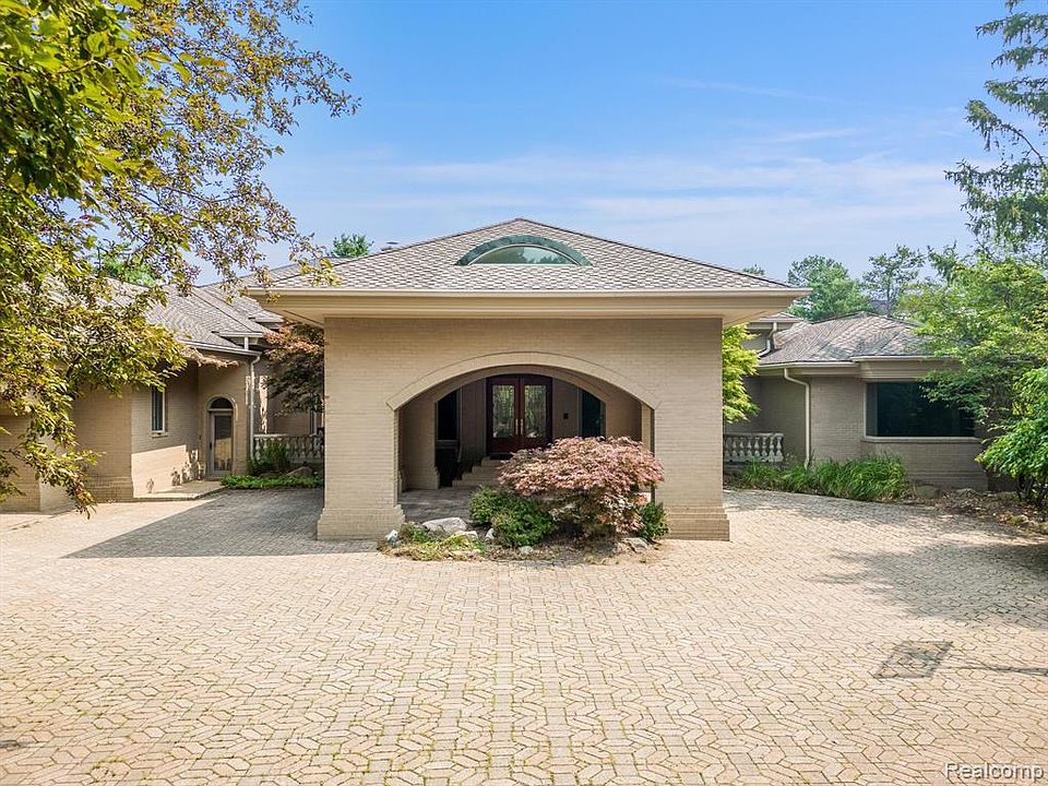 4 Chelsea Ct, Metamora, MI 48455 MLS 20230055176 Zillow