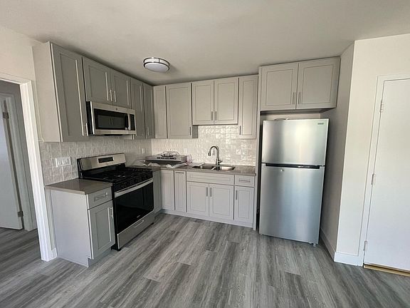 5th image of 13253 Vanowen St APT 209