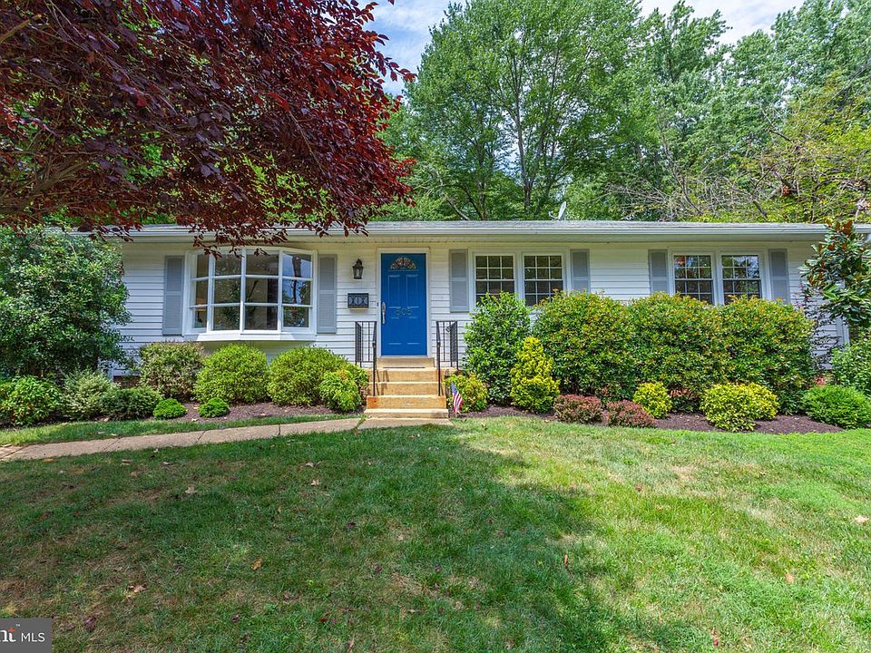 1st image of 505 Yeonas Dr SW