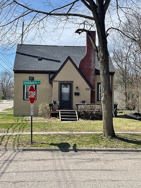 501 Stoddard Ave