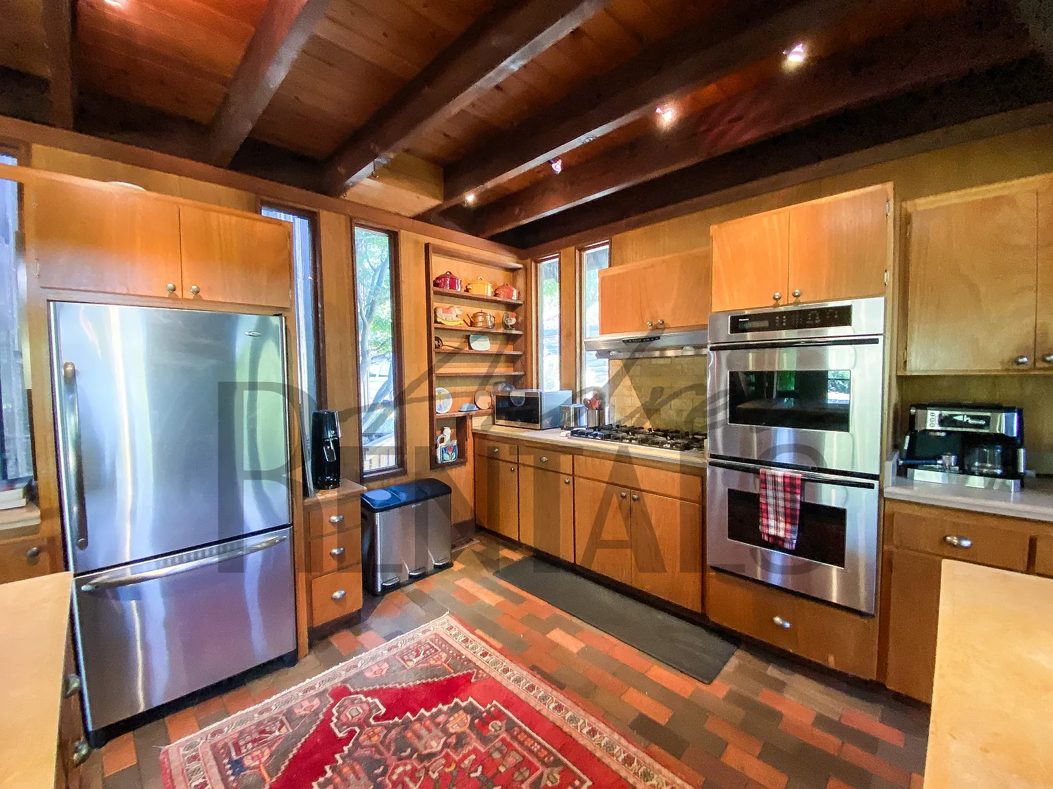 1 bed, 1.5 bath, 1350 sqft, $3,500 — Photo 4