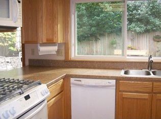 2943 Norkenzie Rd, Eugene, OR 97408