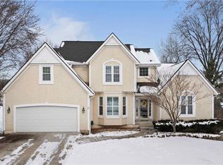 16400 Poplar Ave, Kansas City, MO 64136