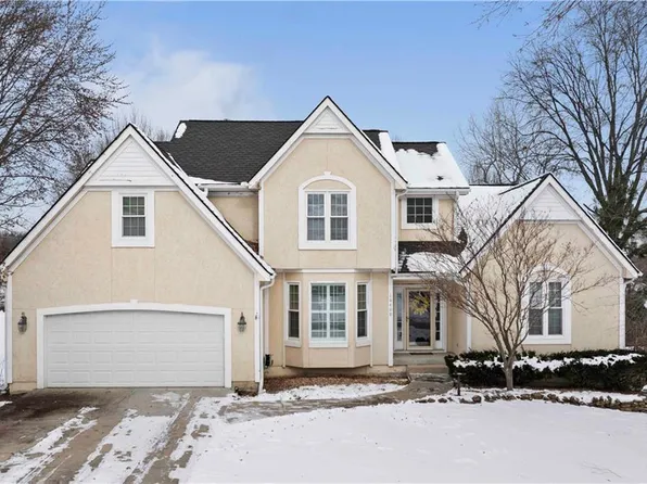 16400 Poplar Ave, Kansas City, MO 64136